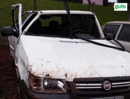 Motorista
fica ferido em acidente na ERS 207 - foto 3