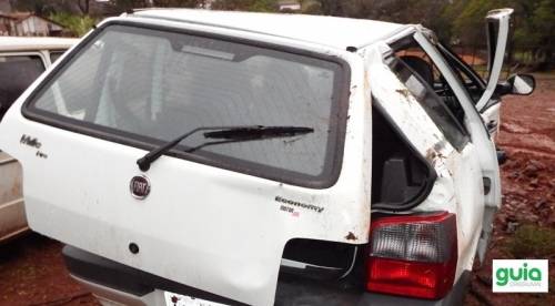 Motorista
fica ferido em acidente na ERS 207 - foto 2