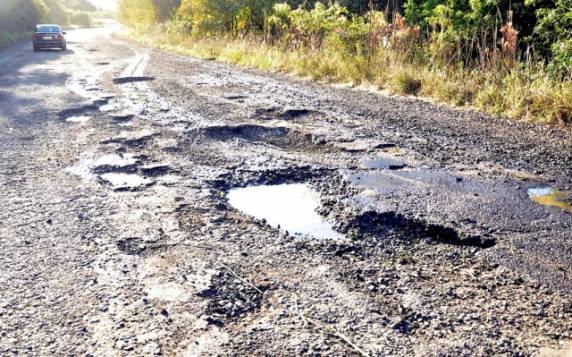 "Na lua os buracos são menores que nesta estrada", diz leitor sobre ERS-168 - foto 2