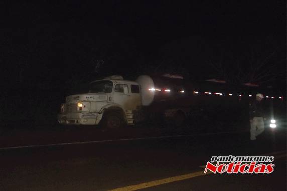 Duas carretas colidem lateralmente na ERS 342 em Três de Maio - foto 3