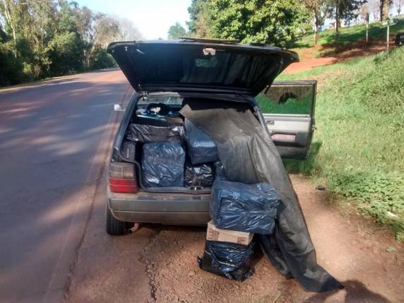 Dois homens
foram presos com contrabando em Santa Rosa - foto 2