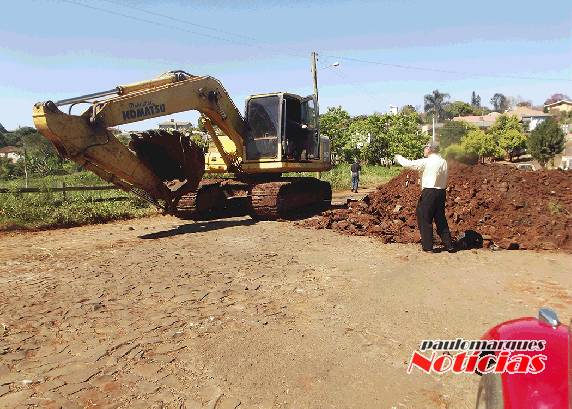 Prefeitura bloqueia ruas para troca de tubulação no bairro Oriental - foto 3