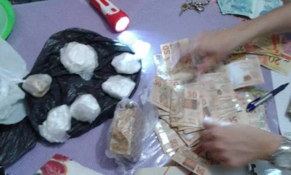 A Policia Civil (PC) desencadeou na tarde deste sábado (30), a operação “Chiclete”. Dois homens foram 

presos