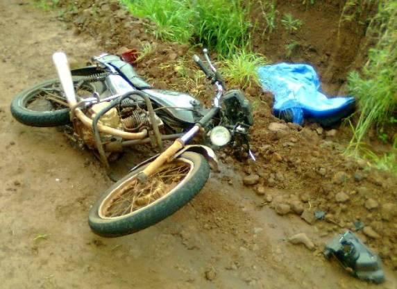Homem cai de moto e morre no interior de Nova Ramada - foto 2