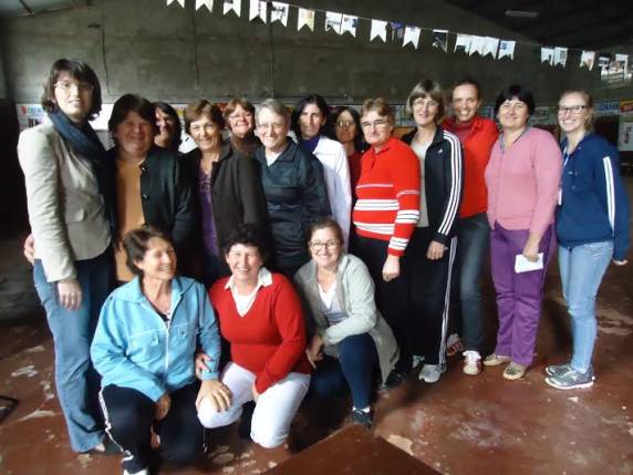 Mulheres discutem o Relacionamentos em
encontros da Coopermil - foto 3