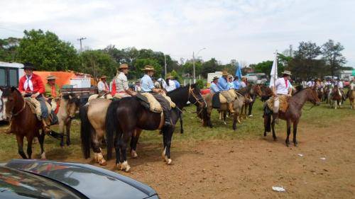 CTGs da região conduzem a chama crioula - foto 3