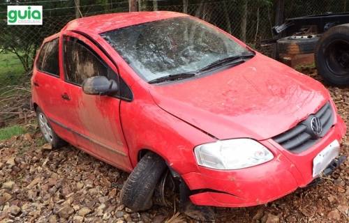 Carro saiu da pista e capotou na ERS 207 entre Crissiumal e Humaitá - foto 2