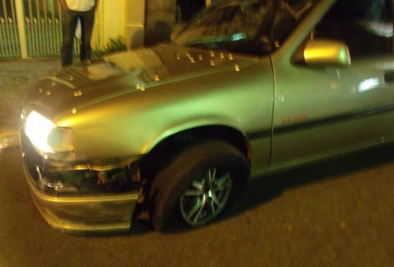 Na madrugada motorista em alta velocidade provoca acidente no centro de Santo Ângelo - foto 3