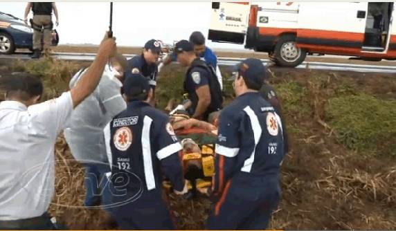 Motorista da Móveis Stein se envolve em grave acidente no
Estado do Paraná - foto 3