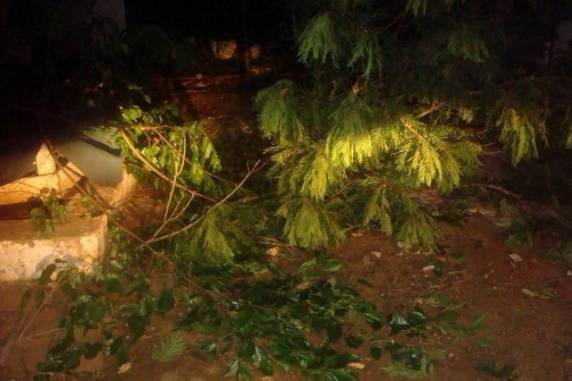 Ventos provocaram destelhamentos parciais em São Borja, na fronteira