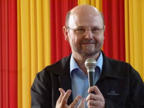 Em nota, o deputado federal Elvino Bohn Gass disse que não tem envolvimento com nenhum ato ilícito e defende a apuração rigorosa do 

caso. Ele afirmou que não há prova consistente que possa vincular o nome dele às irregularidades