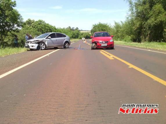 Colisão com danos materiais na BR 472 em Três de Maio - foto 3