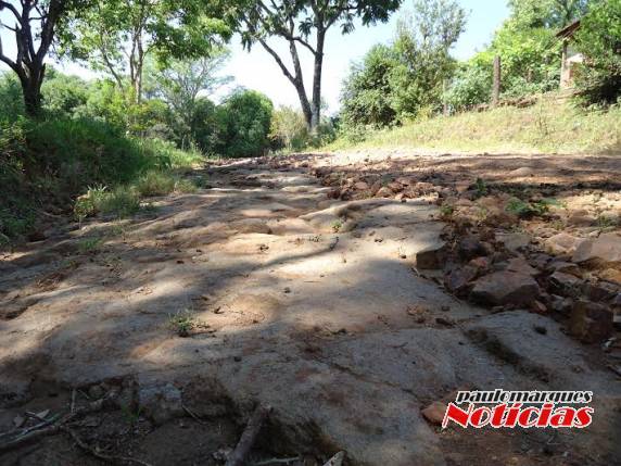 Moradores reclamam da situação de estrada no interior de Três de Maio - foto 2