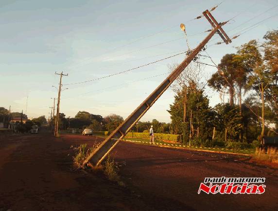 Comunidade do bairro Sol Nascente está sem energia elétrica a mais de 24hs - foto 2