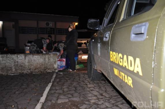 Mercadorias contrabandeadas são apreendidas em Vicente Dutra - foto 2