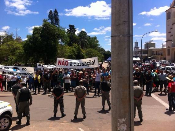 Luis Henrique Antonello (PSB) irá recorrer na Justiça para anular sessão