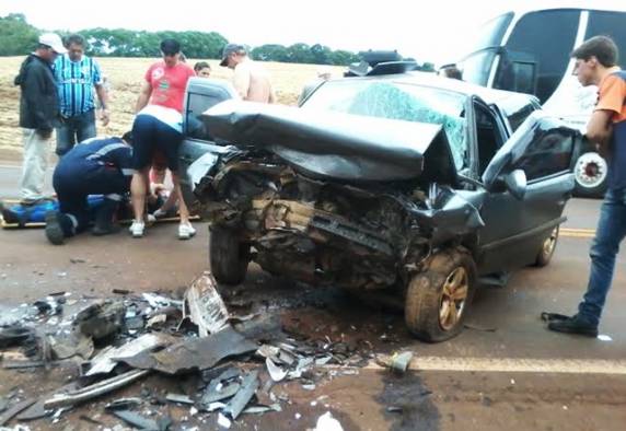 Freira morre em acidente na BR 392 em
Guarani das Missões, e quatro estão em estado grave no Hospital Santo Ângelo - foto 2
