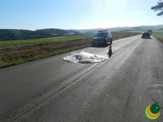 Capotamento deixa um morto e três jovens feridos no trecho Coxilha/Tapejara - foto 2