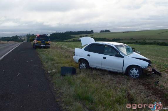 Acidente na madrugada deste
sábado na BR 285 deixa três feridos - foto 3