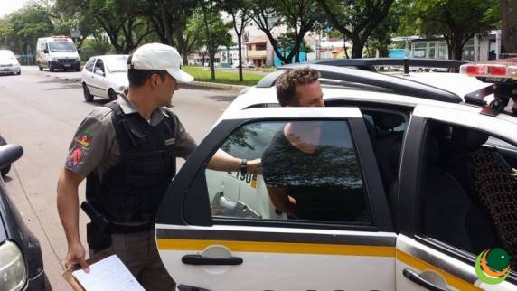 Homem preso em flagrante ao comprar melancia com notas falsas em Passo Fundo - foto 2