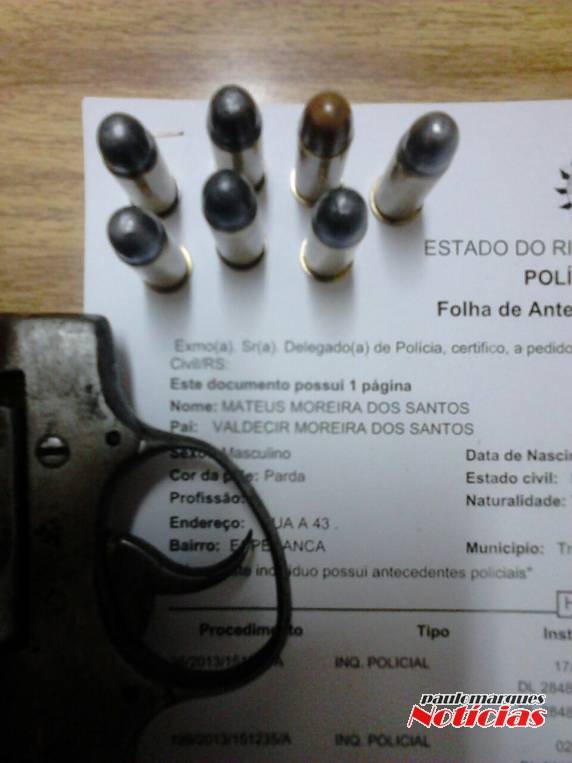 Brigada Militar de Três de Maio prende homem por porte ilegal de arma de fogo - foto 3