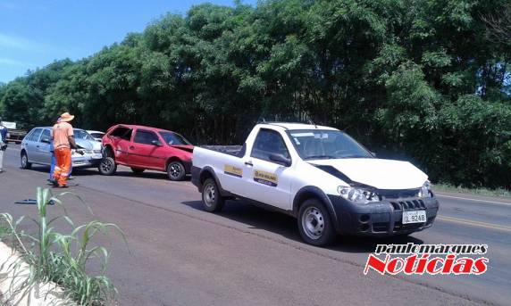 Engavetamento na BR 285 envolve veículos de Crissiumal e Santa Rosa - foto 2