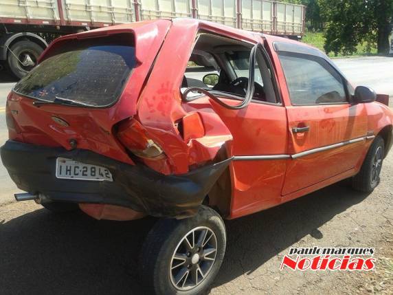 Engavetamento na BR 285 envolve veículos de Crissiumal e Santa Rosa - foto 3