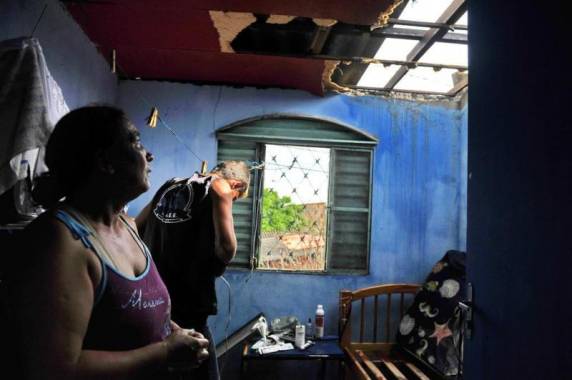 Temporal deixa mais de 800 casas destelhadas no Rio Grande do Sul - foto 3