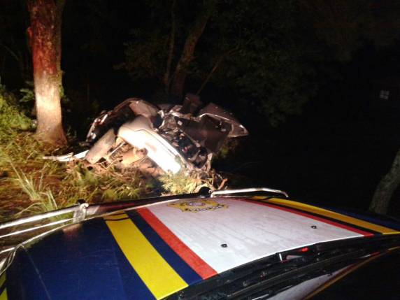 Jovem
de 15 anos morre em grave acidente de trânsito na BR 287 em Unistalda - foto 2