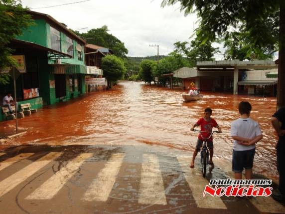 Rio Uruguai chega a 12,5 metros acima do nível em Porto Mauá - foto 2
