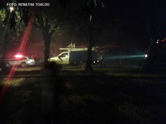 Menino de 7 anos morre em incêndio no 

início deste domingo em Santo Ângelo - foto 3