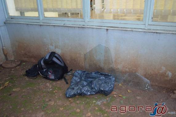 Ao lado da BM, ladrões assaltam 

Banrisul em Panambi - foto 2