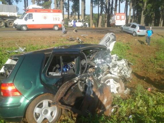 Acidente na BR 386 deixa duas pessoas feridas - foto 3