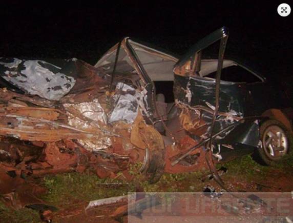 Acidente grave mata uma pessoa e deixa outras
duas feridas em Catuípe - foto 2