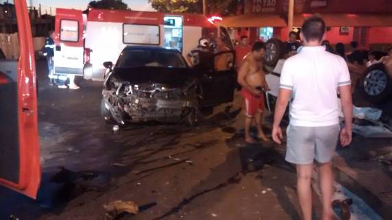 Militar reformado do Exército bate duas vezes e foge do local do acidente - foto 3