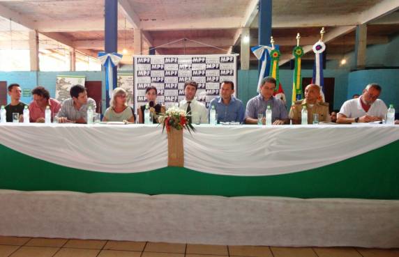 Ministério Publico Federal realizou audiência publica em Porto Mauá para tratar sobre barragem - foto 3