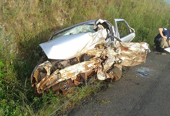 Colisão deixa quatro pessoas feridas na BR-386 em Fontoura Xavier - foto 2
