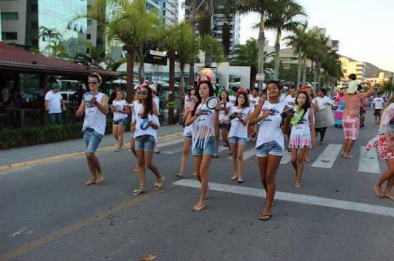 O carnaval 

de Itapema está recheado de atrações para todos os gostos. Agende-se e venha participar