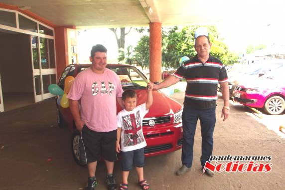ACI/Sindilojas entrega o carro do Promocional Três de Maio é Show - foto 3