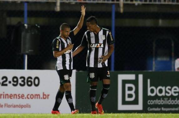 Bugre saiu na frente no placar com golaço de Vitinho, mas Alvinegro se recuperou e virou a partida