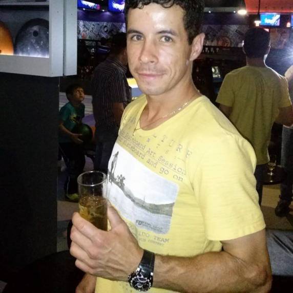 Jovem é morto com golpes de faca no bairro Jardim das Acácias em Três de Maio - foto 3