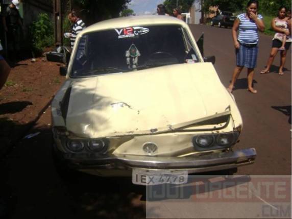 Grave acidente
envolvendo moto e caminhoneta em Ijuí - foto 3