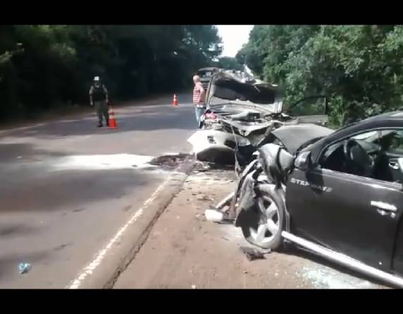 Colisão frontal deixa quatro feridos na rodovia estadual entre Passo Fundo e Ernestina - foto 2