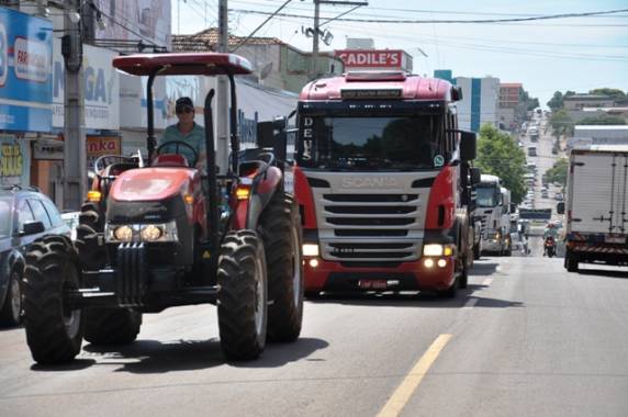Base da Petrobras de Ijuí é fechada por caminhoneiros e agricultores - foto 6