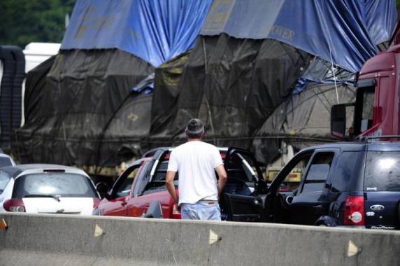 Força Nacional de Segurança
Pública auxilia na desobstrução da BR-101 - foto 6