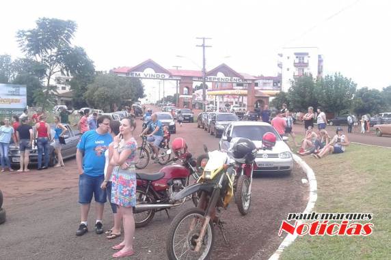 Caminhoneiros partem em protesto rumo a Capital Federal - foto 6