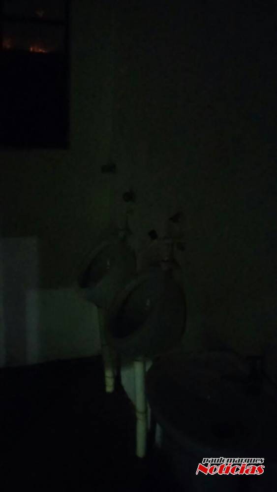 Internauta reclama de más condições do Ginásio Municipal de
Esportes de Três de Maio - foto 4