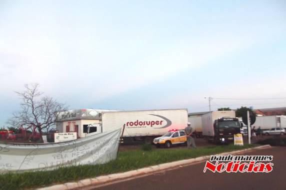 Caminhoneiros que partiram da região seguem viagem rumo a Brasília - foto 4