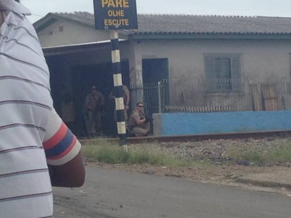 Criciúma registra trocas de tiros e novos incêndios neste sábado - foto 2