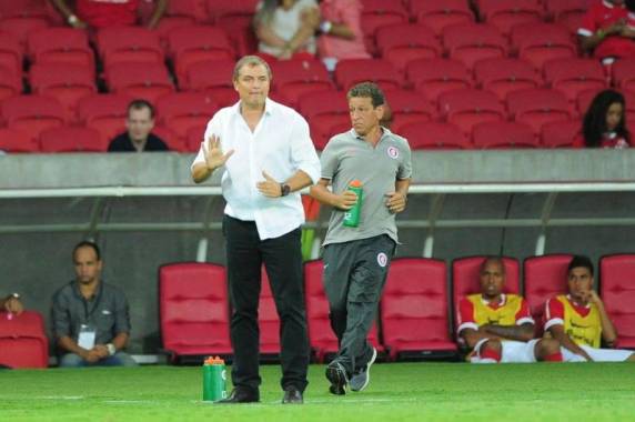 Gre-Nal 404 termina empatado e o show fica por conta da torcida - foto 3